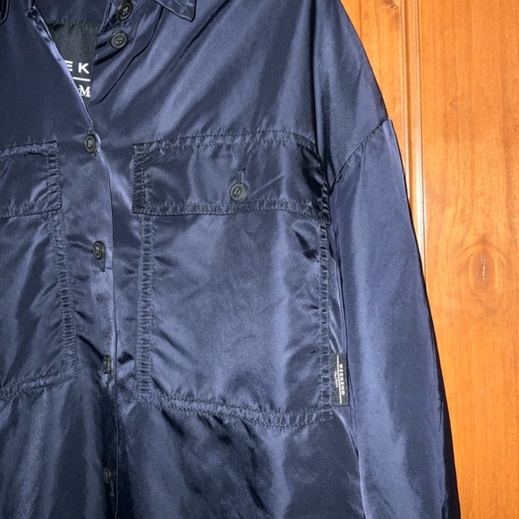 MaxMara Weekend Cremona Twill Shirt Jacket in Ultramarine - Picture 6 of 7